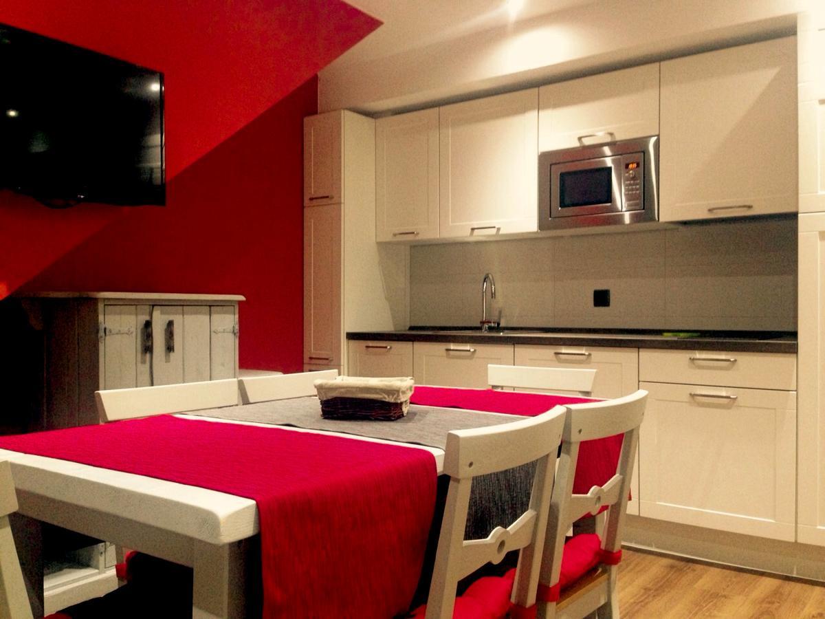 Apartamentos El Rincon De Andrea II Biescas  Buitenkant foto