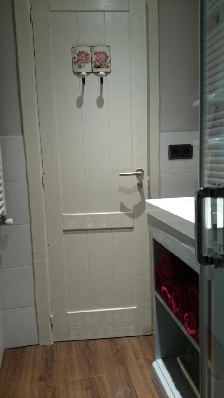 Apartamentos El Rincon De Andrea II Biescas  Buitenkant foto
