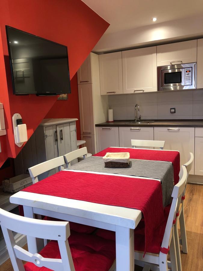 Apartamentos El Rincon De Andrea II Biescas  Buitenkant foto