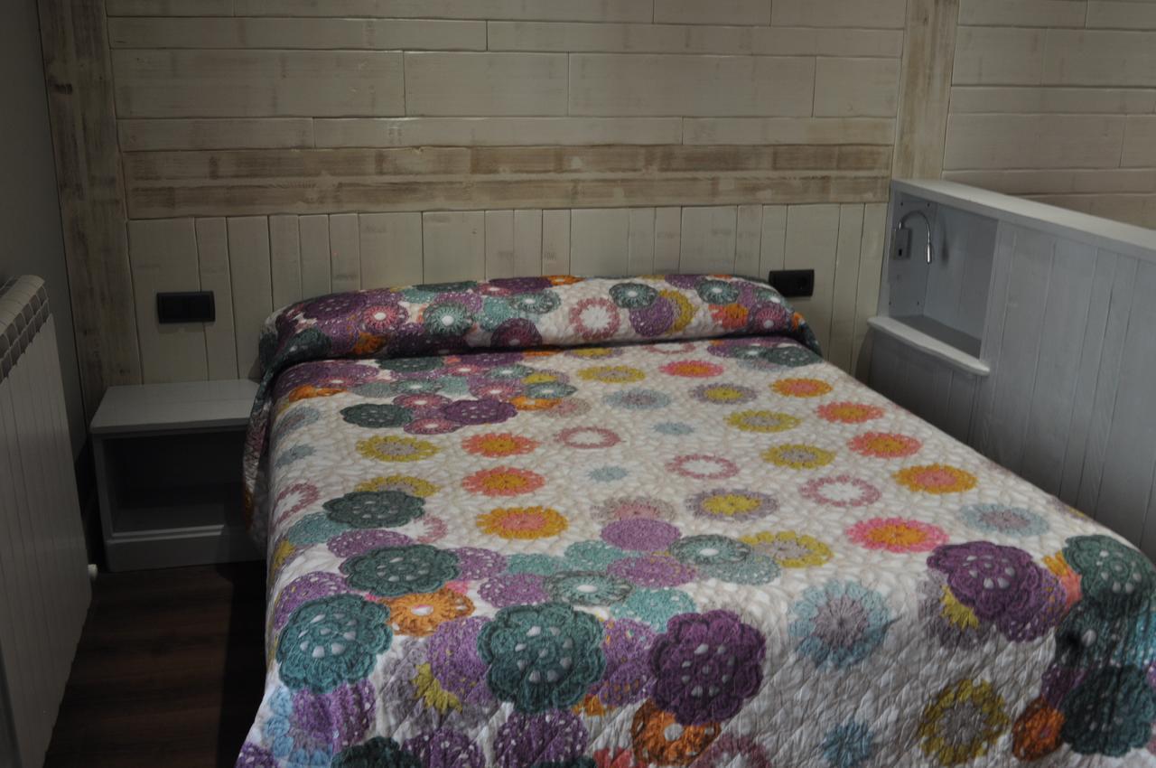 Apartamentos El Rincon De Andrea II Biescas  Buitenkant foto