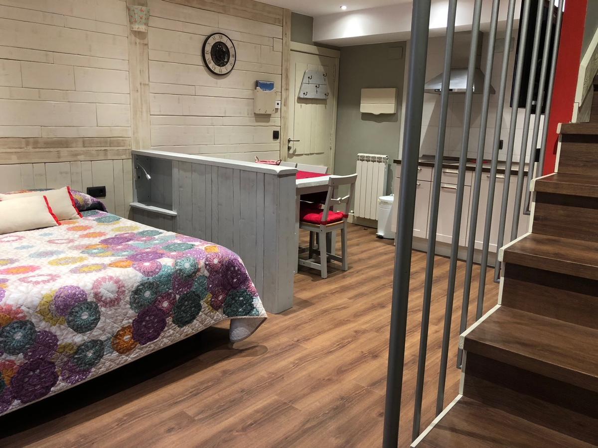 Apartamentos El Rincon De Andrea II Biescas  Buitenkant foto